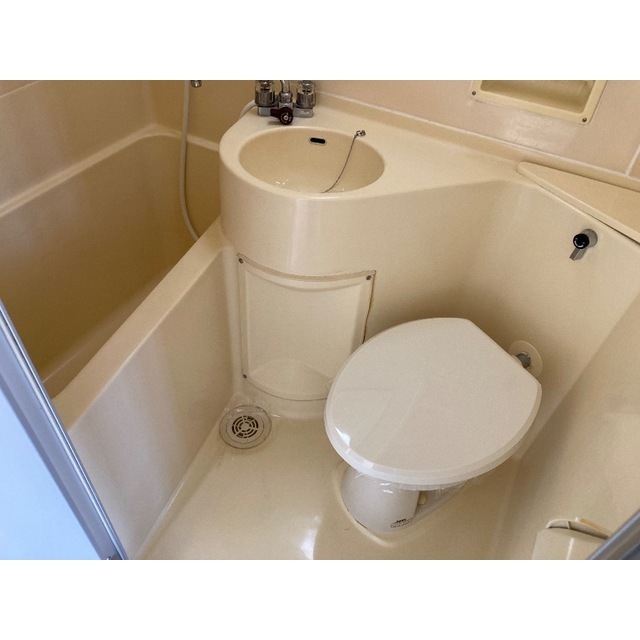 プラザ・ドゥ・シュバリエ201号室 内観