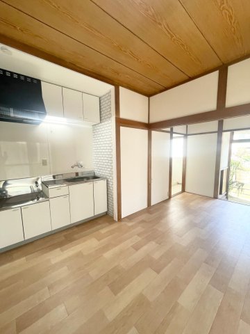 ペットと一緒に暮らせる千葉市稲毛区黒砂戸建 リビング