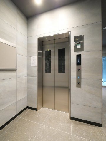 レグゼアゼスト横濱関内3階 外観