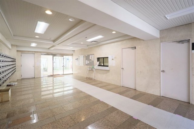 ピュアシティ横浜 エントランス