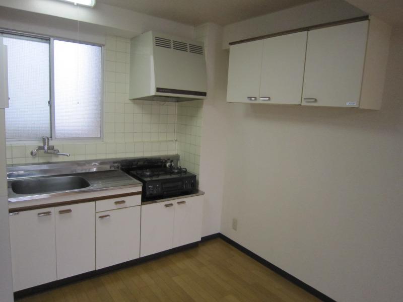 正興鶴瀬駅前マンション キッチン