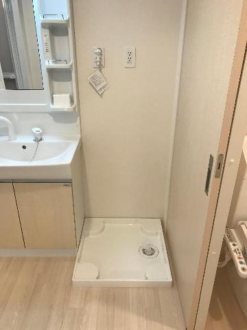 レガシープレイス片瀬102号室 洗濯機置場