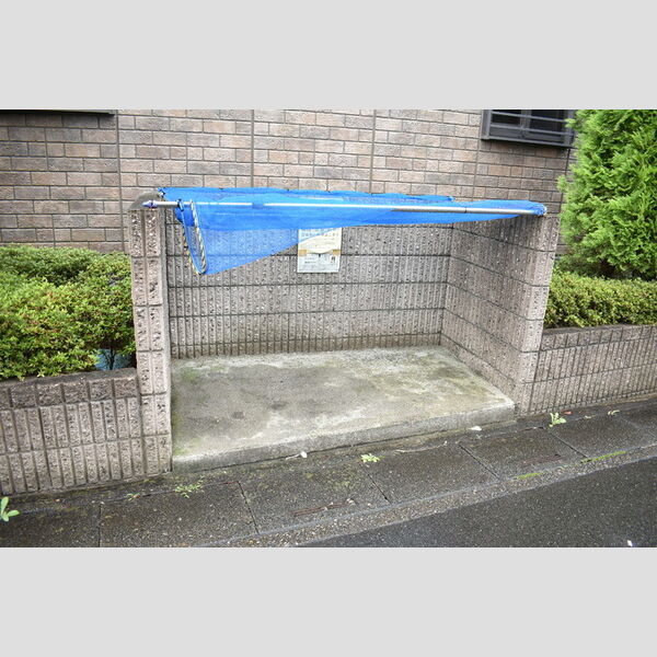 コートアステール　Ⅱ 敷地内ごみ置き場
