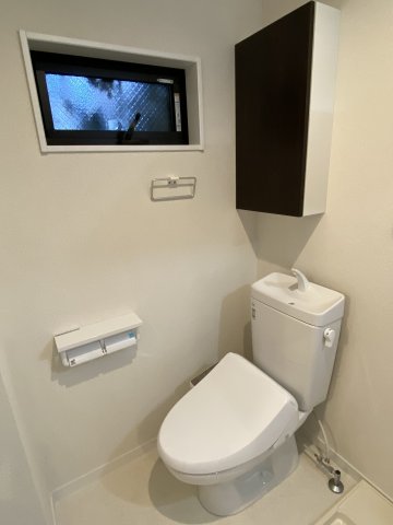 ベイルーム本町通り102号室 トイレ