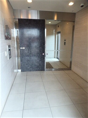 レクセルはるひ野フォレスタ7階 エントランス