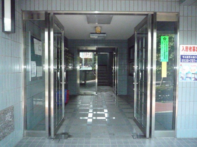 インペリアル1階 エントランス