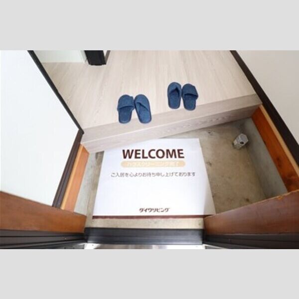 ブルーウェル　2号棟 玄関