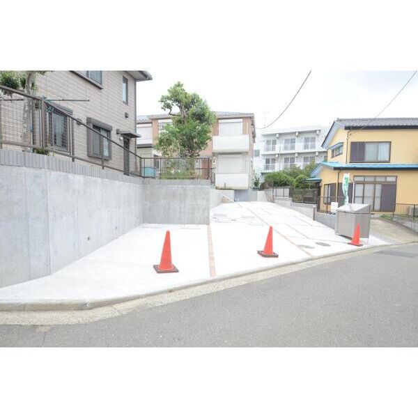 セントリビエ戸塚 駐車場