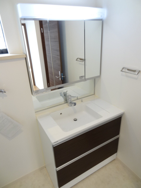 ドムスタケオ　Ｄ号棟 洗面