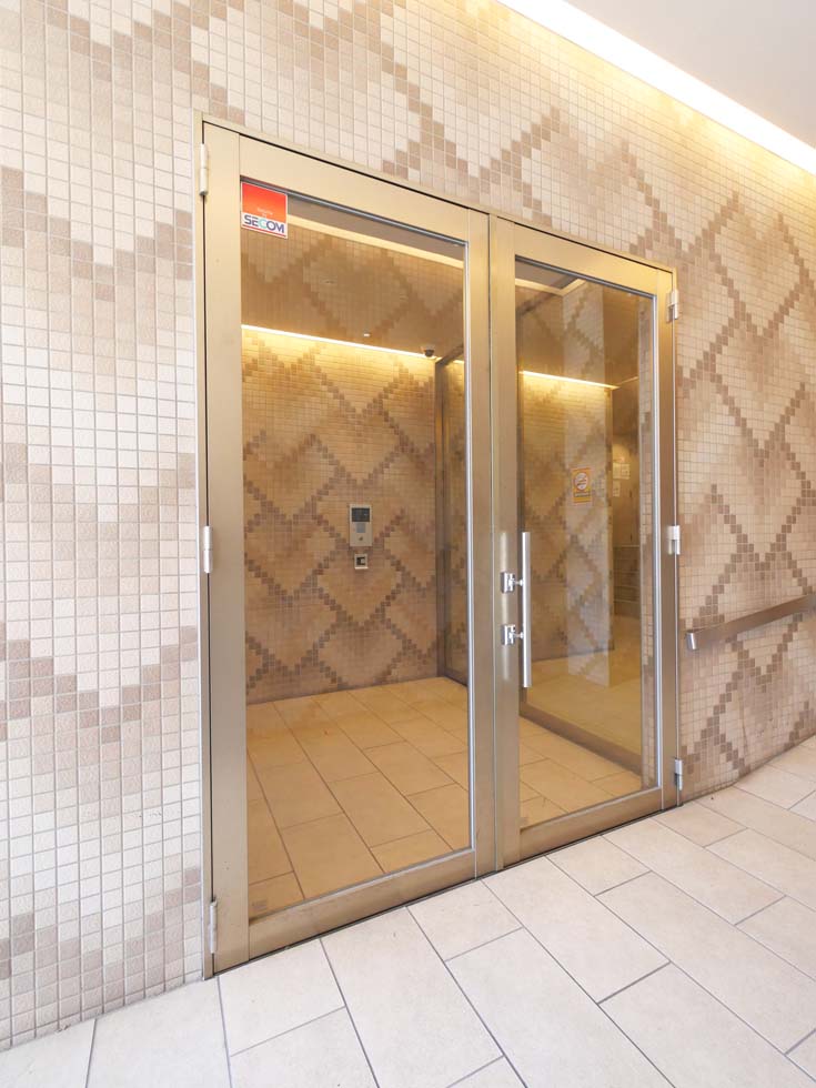 PREMIUM CUBE G 北新宿DEUX2階 外観