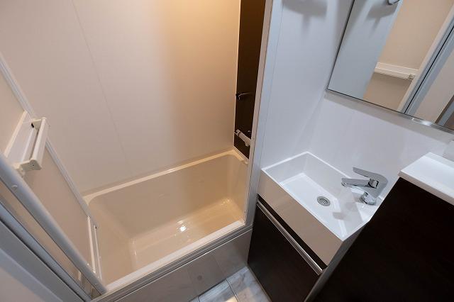 Lighthouse西新宿8階 バス