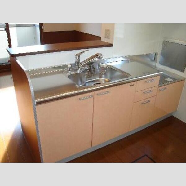 リビングタウン三橋西　B 対面キッチン(浄水器付)