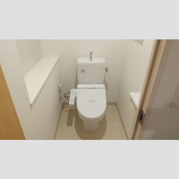 LUMIERE703号室 トイレ