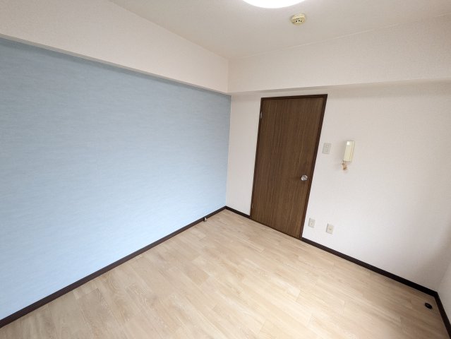 グローバルハイツ赤門206号室 寝室