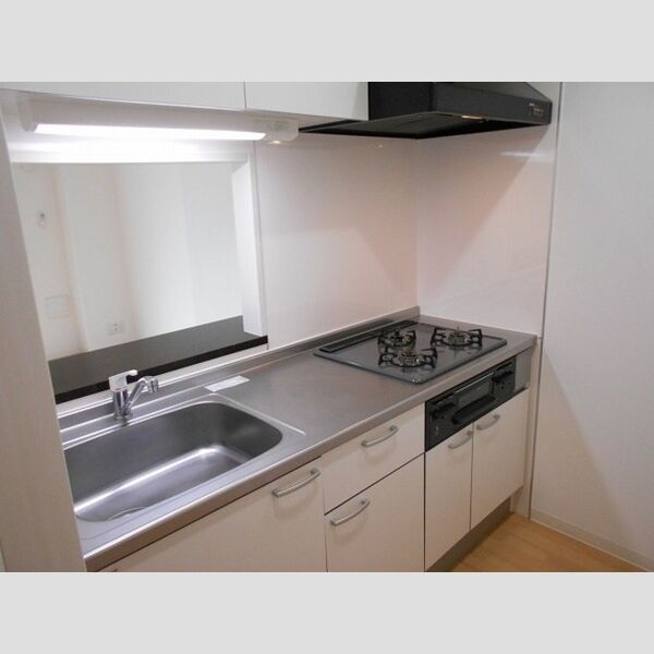 エスト四つ木 システムキッチン