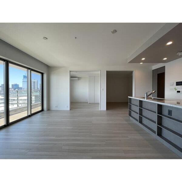 HARUMIFLAG　SUN　VILLAGE　A棟902号室 リビング