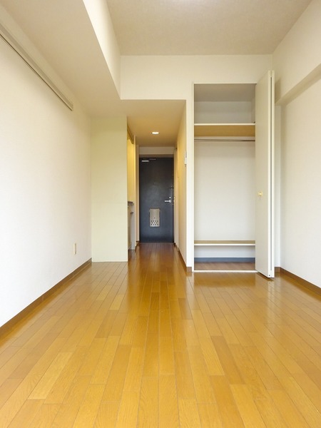 フレクション横浜保土ケ谷 リビング