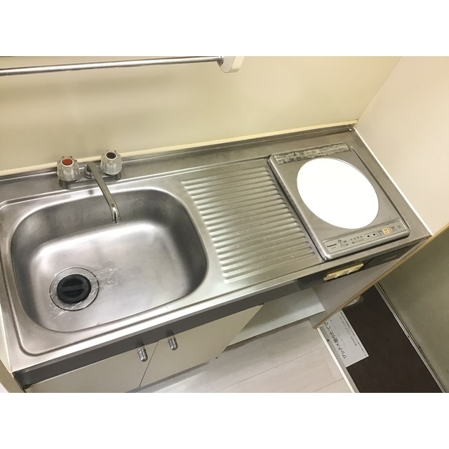 リモード本厚木A棟203号室 キッチン