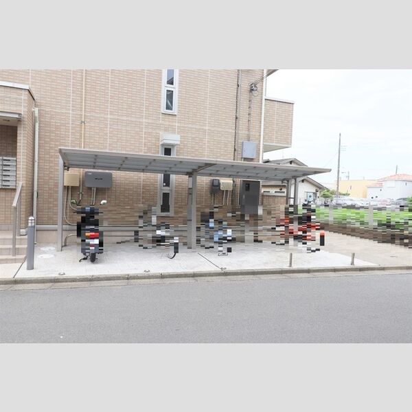 ベルソス高倉　A105号室 駐輪場