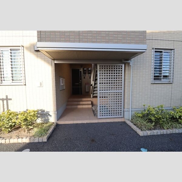 リバレイン　Ⅰ エントランス