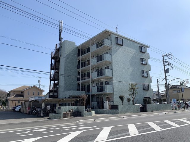 リヴェール清の外観画像