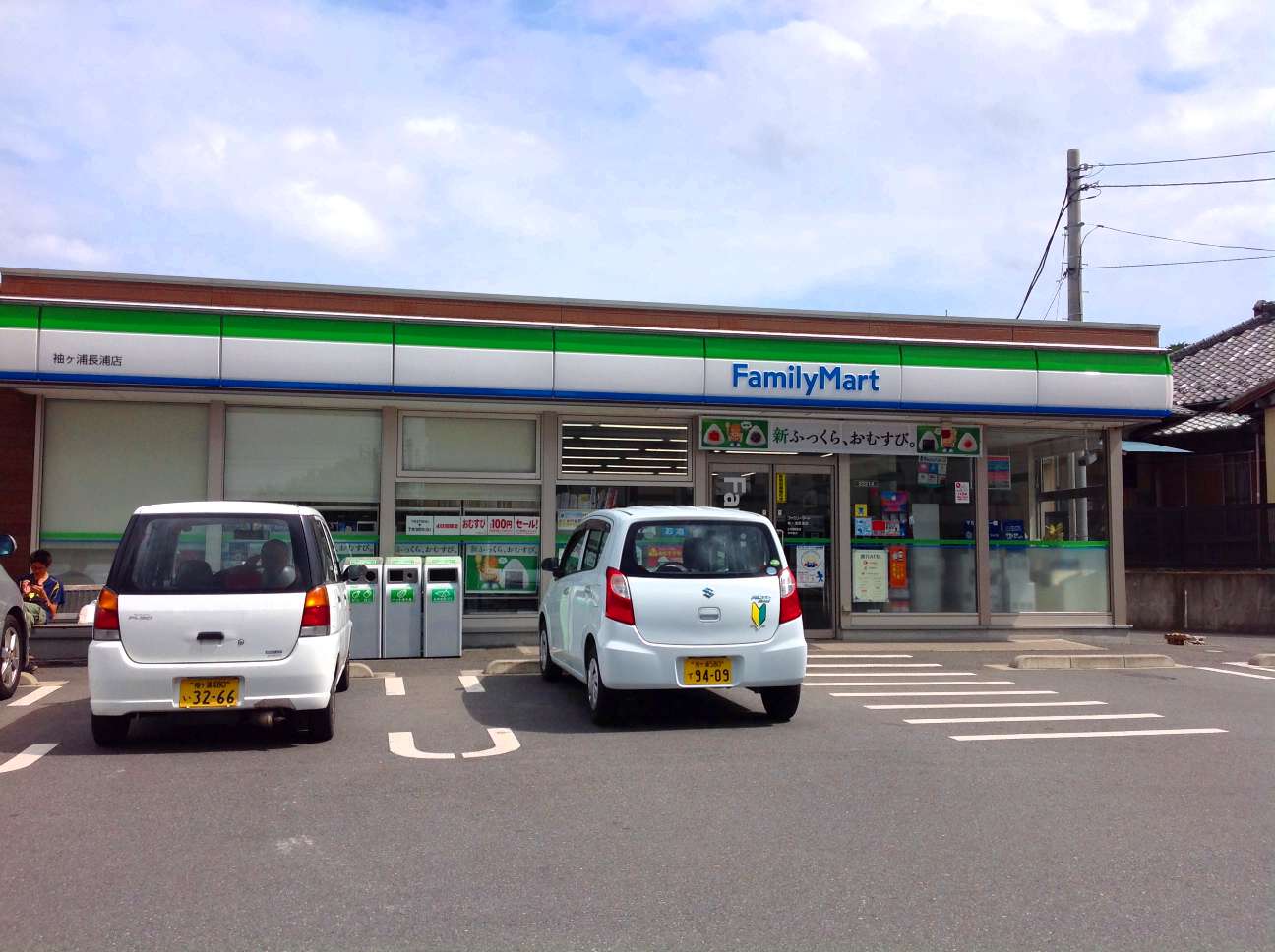 レオパレスリバティー コンビニまで徒歩約4分