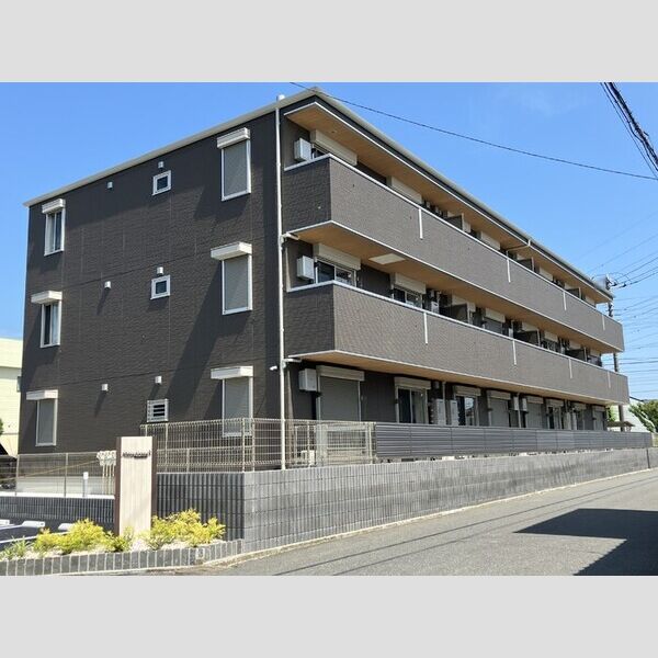 シャイングレイスの外観画像