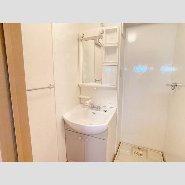 Etoile　A302号室 シャワー付洗面化粧台