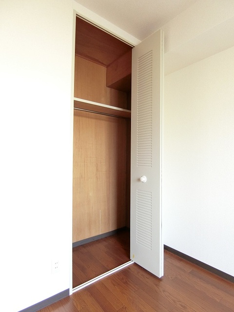 グリーンパーク田園１８号0102号室 収納