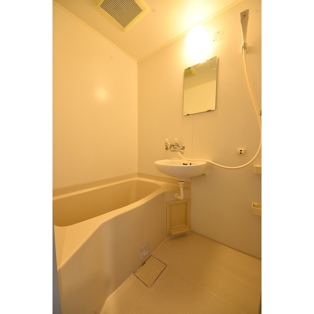 マノアコート5階 同建物別部屋の参考画像