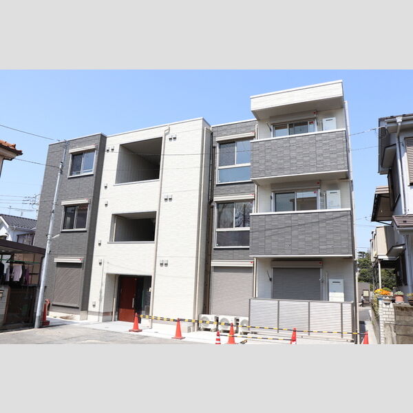 ラピス綾瀬の外観画像