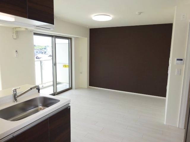 Laforet Monte（ラ・フォーレモンテ）303号室 リビング