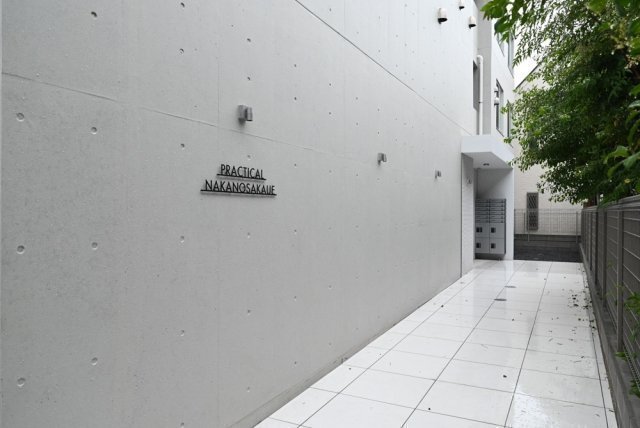 プラクティカル中野坂上204号室 エントランス