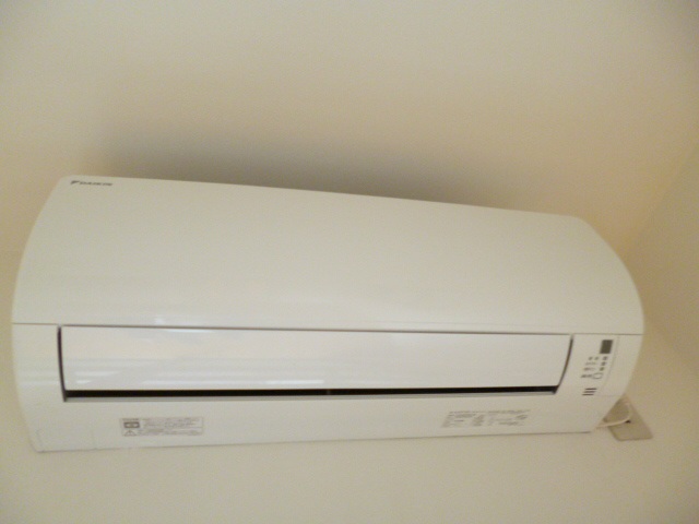 スカイコート新宿新都心704号室 エアコン