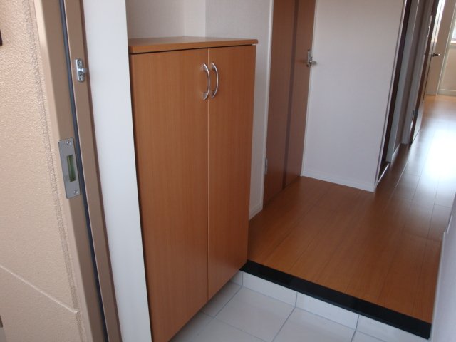 ライジング・サン 下駄箱