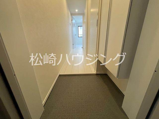 アペリオ新中野2階 玄関