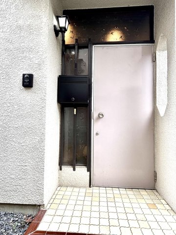 モダンカフェ Kitchen House羽村 2つの鍵でしっかり戸締り