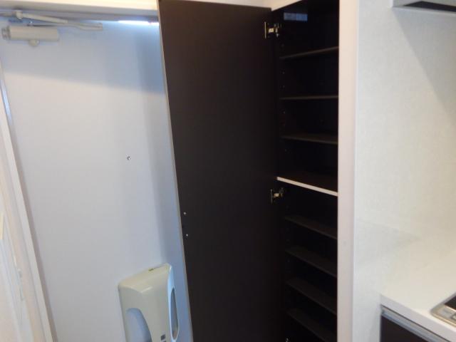 ヴィーナス（Venus）00102号室 シューズBOX