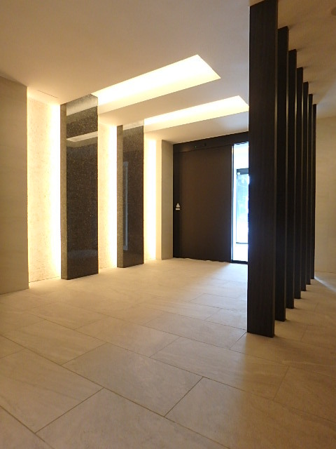 グランド・ガーラ白金高輪Ⅱ8階 ロビー