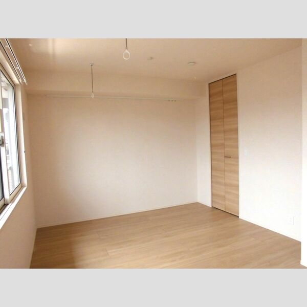 グランデ Ⅱ201号室 南側洋室♪