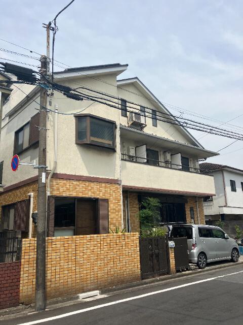 マヌーサ2階 外観