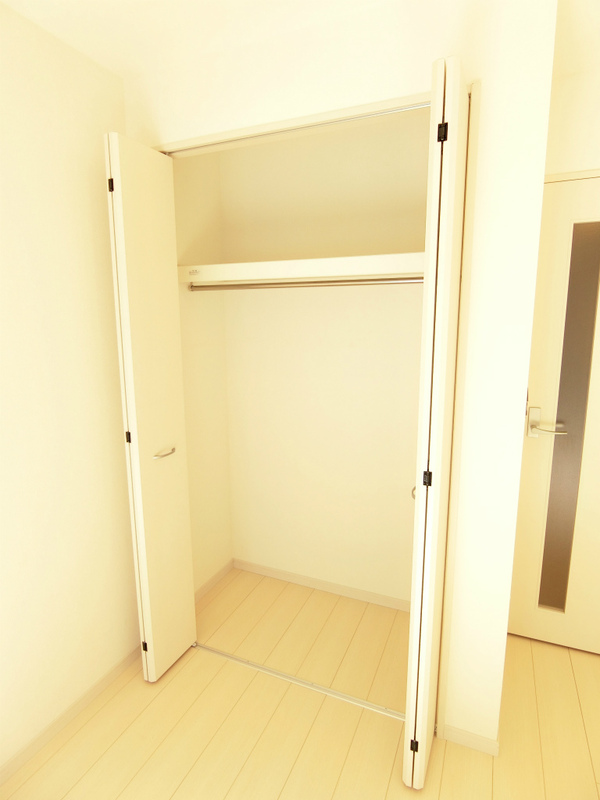 リブリ・ピアッツァ喜多見2階 収納