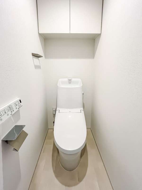 ドゥーエ王子神谷1階 トイレ