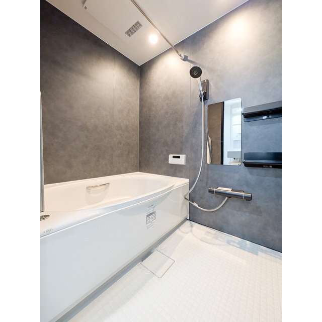 オーパスホームズ白山0302号室 お風呂