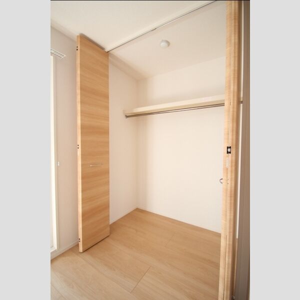 エクセリア興野 クローゼット