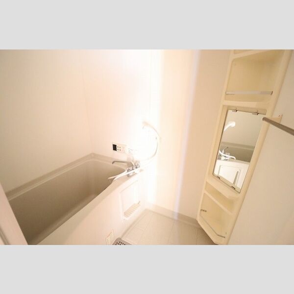 グランメール・M203号室 追い焚き機能付きバス