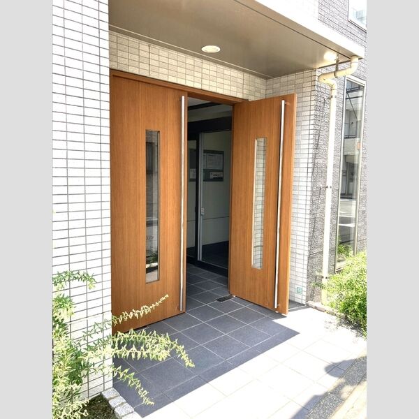 アテリア コート エントランス