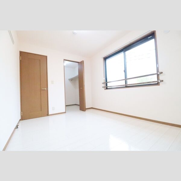 パークサイドヴィレッジ 洋室6帖