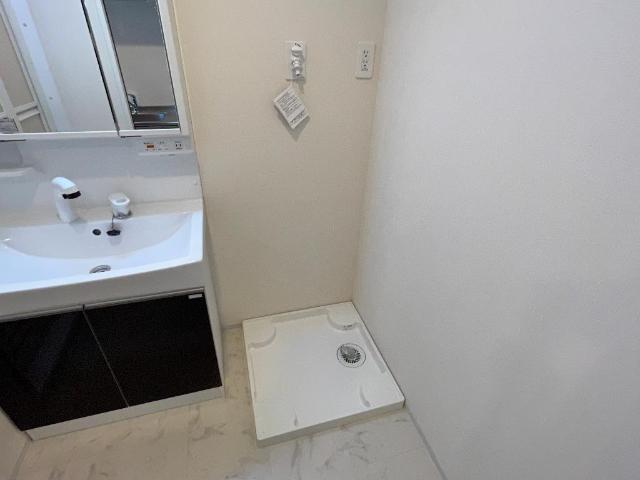 プレジ・マルトモ(ＰＲＥＳＩ・ＭＡＲＵＴＯＭＯ)211号室 洗濯機置場