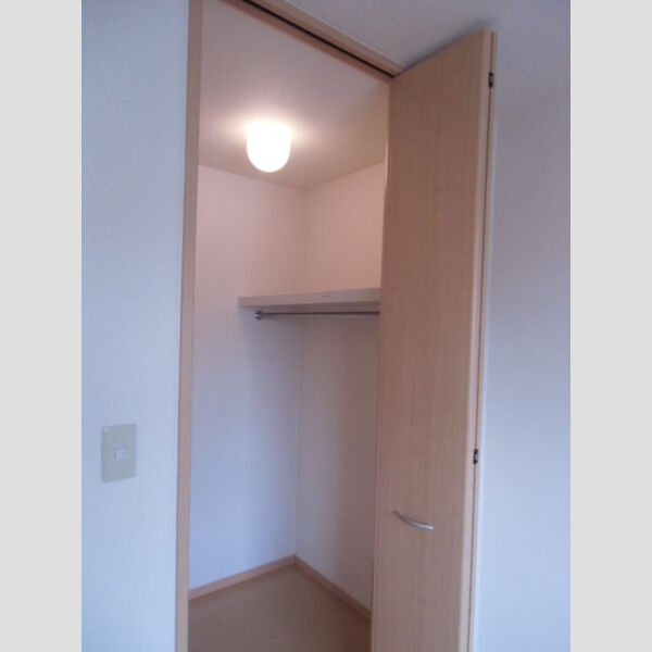 ヴィラージュ南流山 ウォークインクロゼット